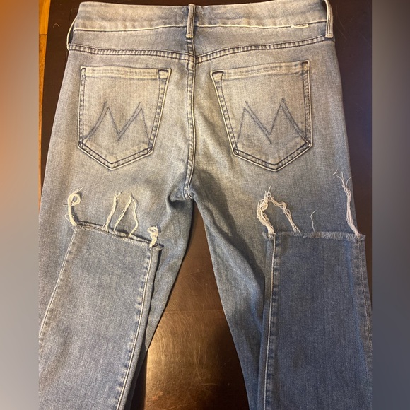 Mother Looker Ankle Jeans in When Sparks Fly, Size 26 - Picture 3 of 7